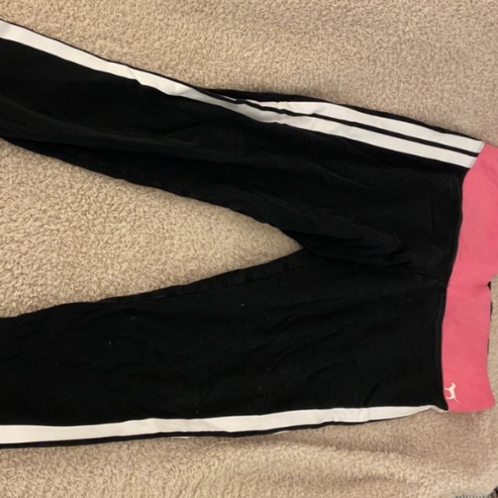 Victoria’s Secret PINK leggings barely worn